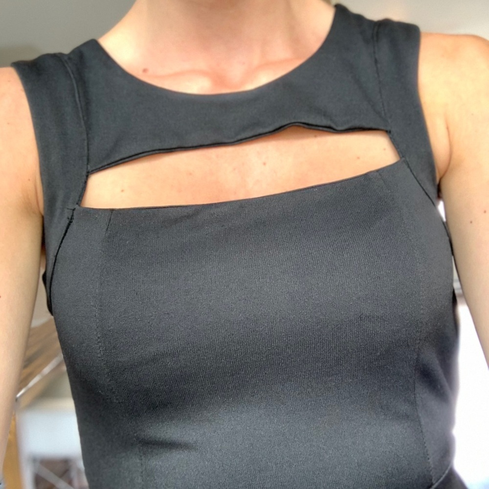 Dress - Picture 2 of 3